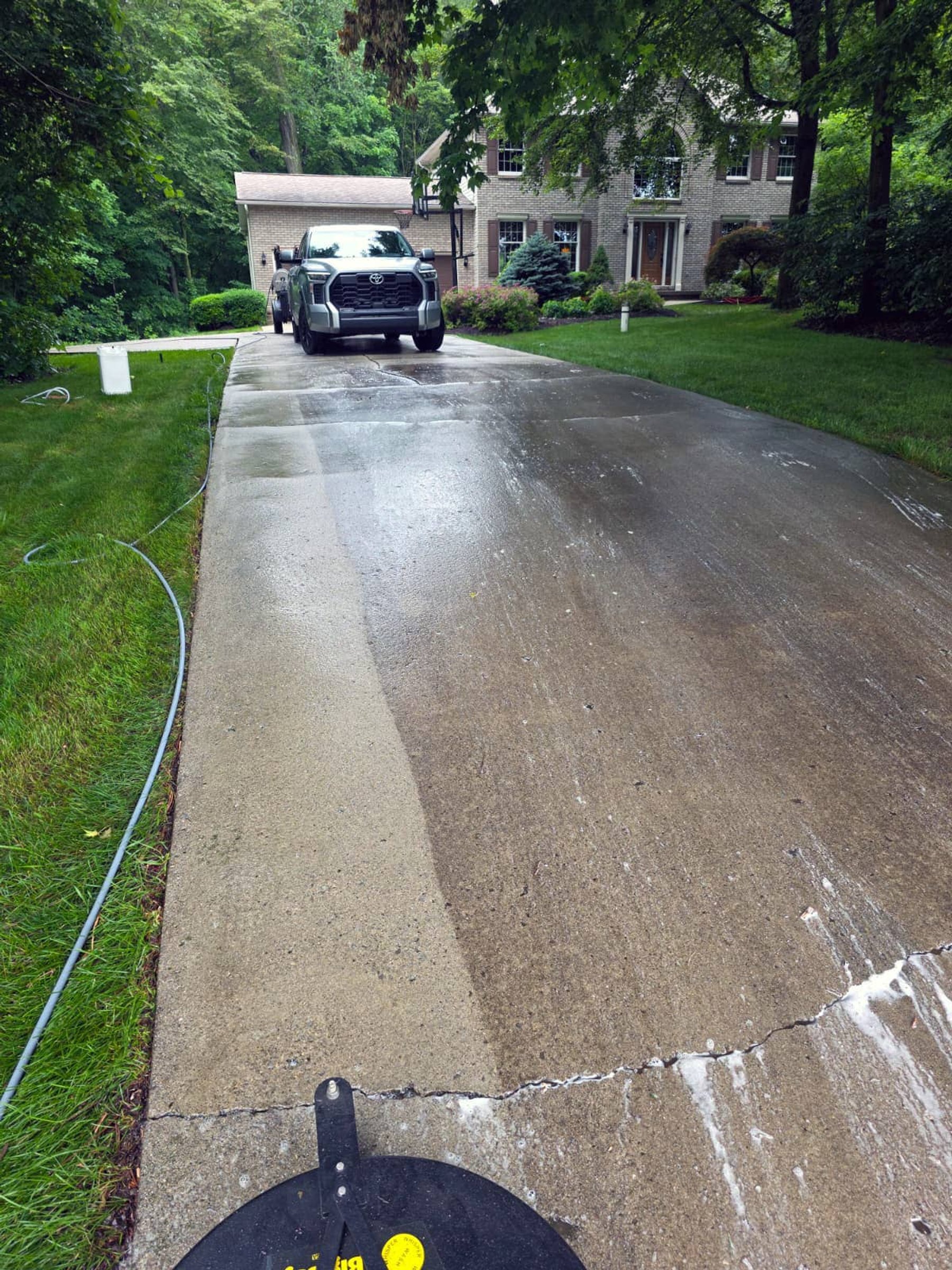 driveway pressure washing in Marysville, Ohio